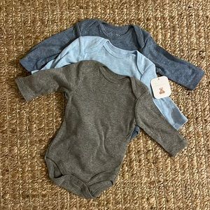 NWT Rene Rofe 3-6 months onesies Blue and Gray - 3 pack